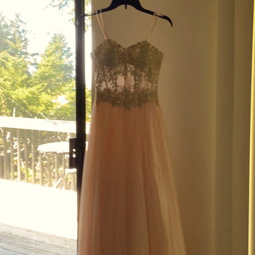 Prom dress